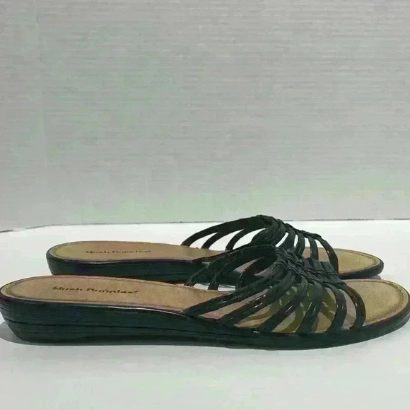 NWOT Hush Puppies sandals  black small wedge size 9.5 - Picture 6 of 7